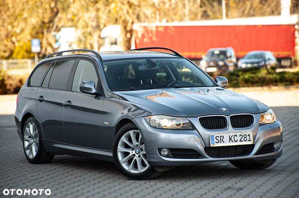 BMW Seria 3 320d - 23