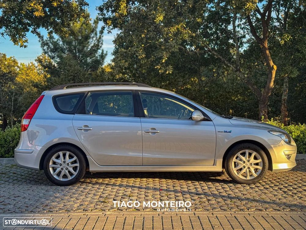 Hyundai i30 SW 1.4 CVVT Blue Classic - 19