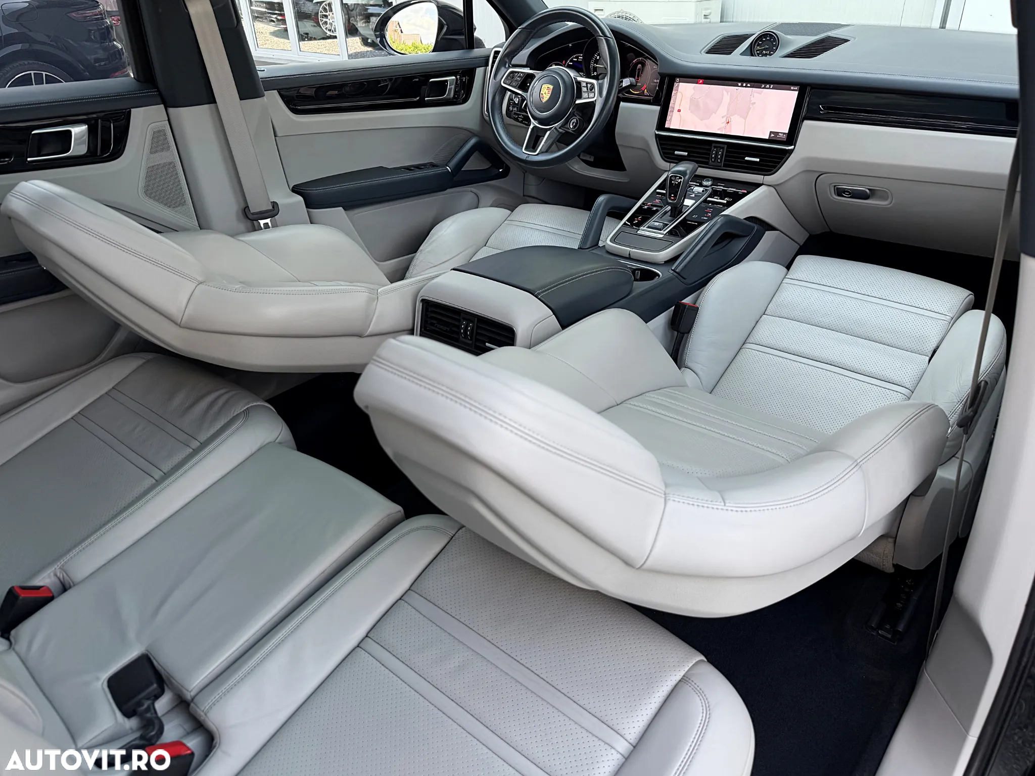 Porsche Cayenne Coupe E-Hybrid Tiptronic S Platinum Edition - 23