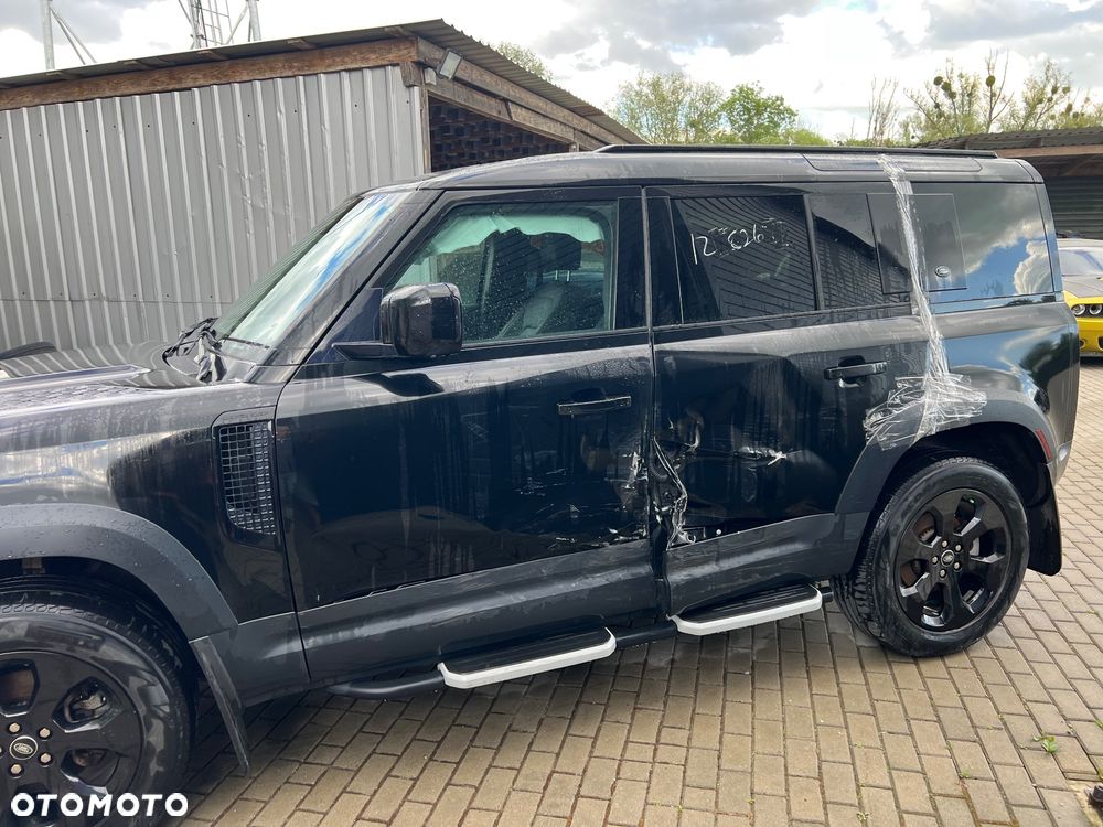 Land Rover Defender 110 P300 - 9