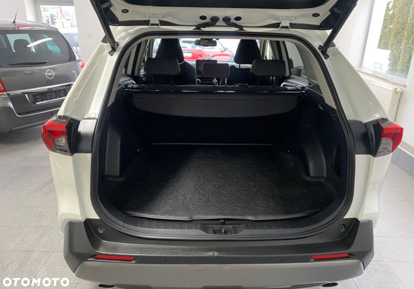 Toyota RAV4 - 14