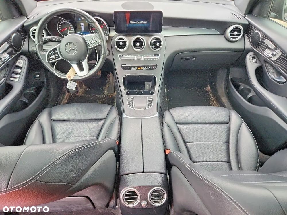 Mercedes-Benz GLC 300 4Matic 9G-TRONIC - 8