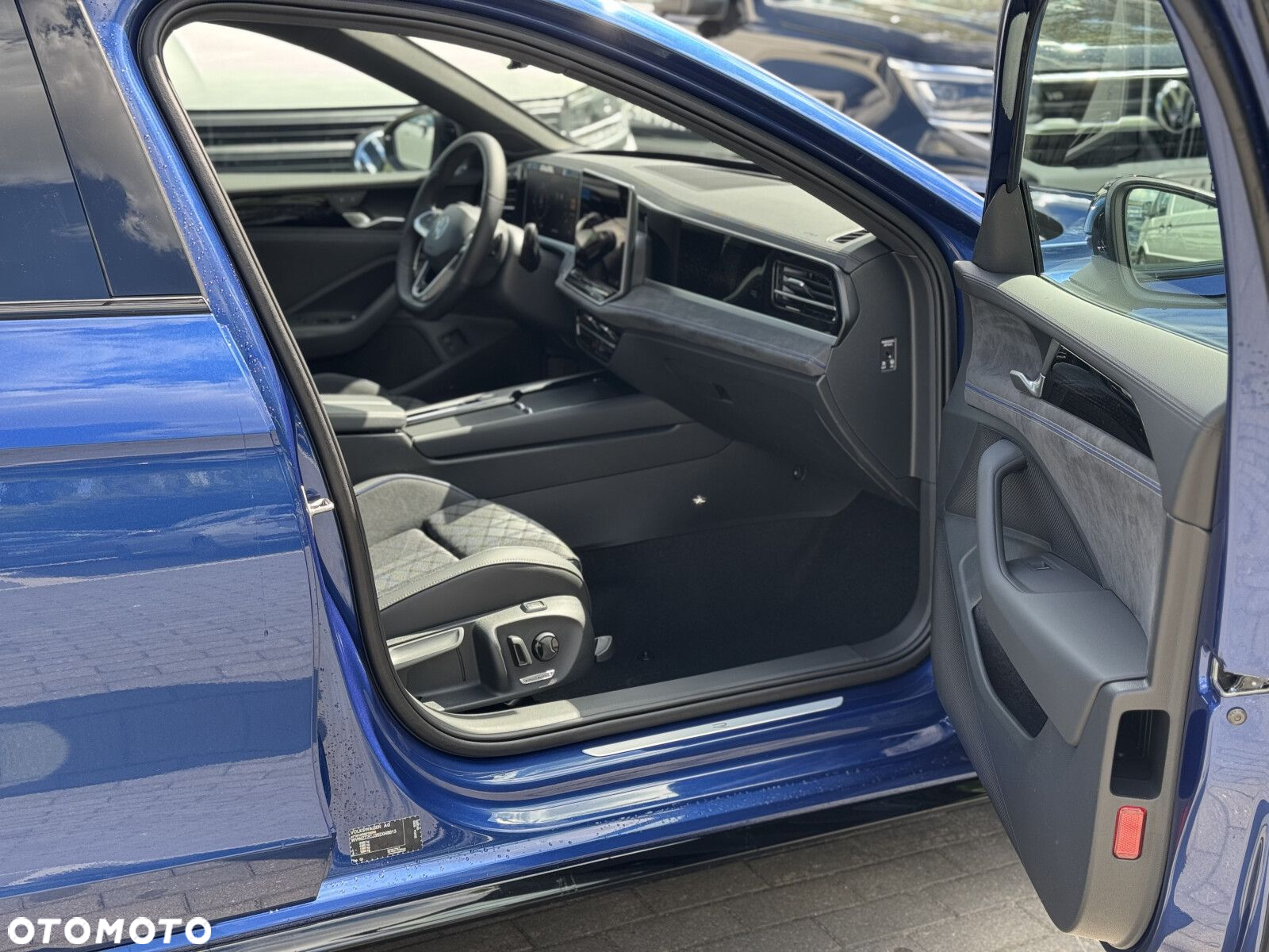 Volkswagen Passat - 28