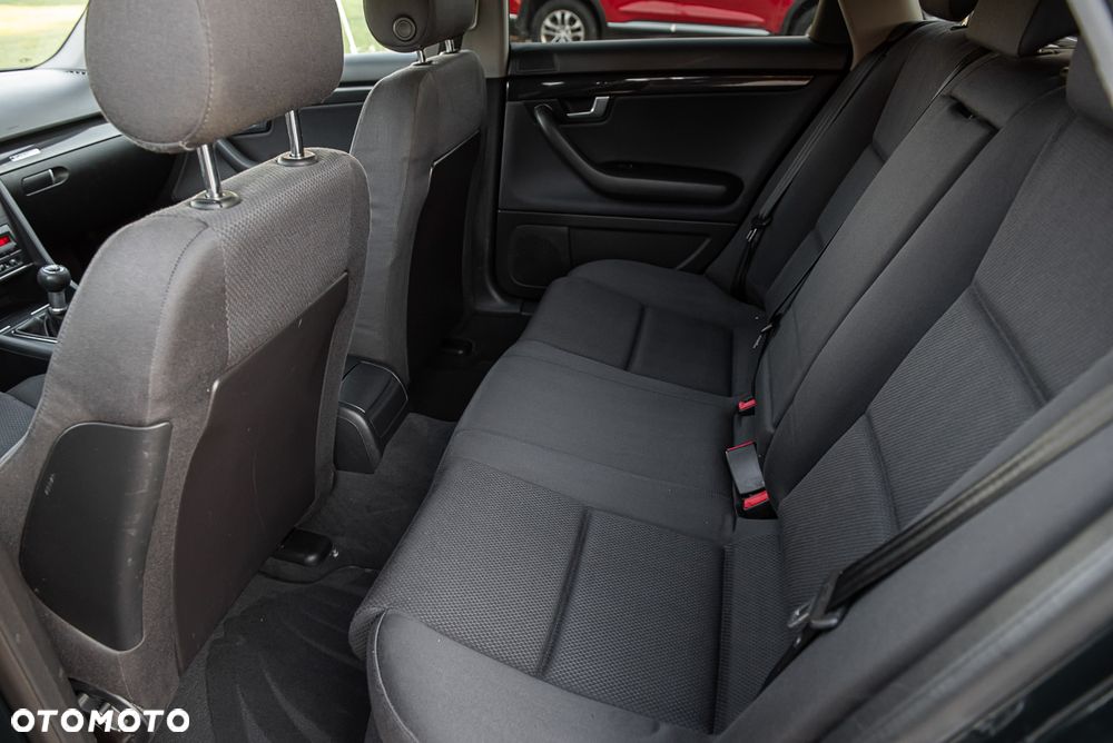 Audi A4 Avant 1.8 T quattro - 22