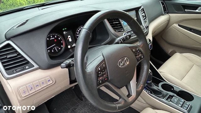 Hyundai Tucson - 10