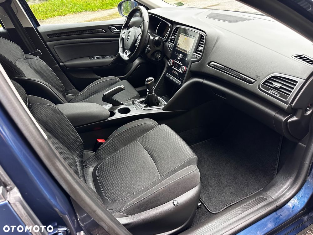 Renault Megane ENERGY TCe 100 LIMITED - 26