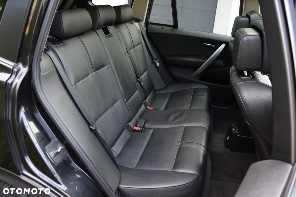 BMW X3 xDrive20d Edition Exclusive - 7
