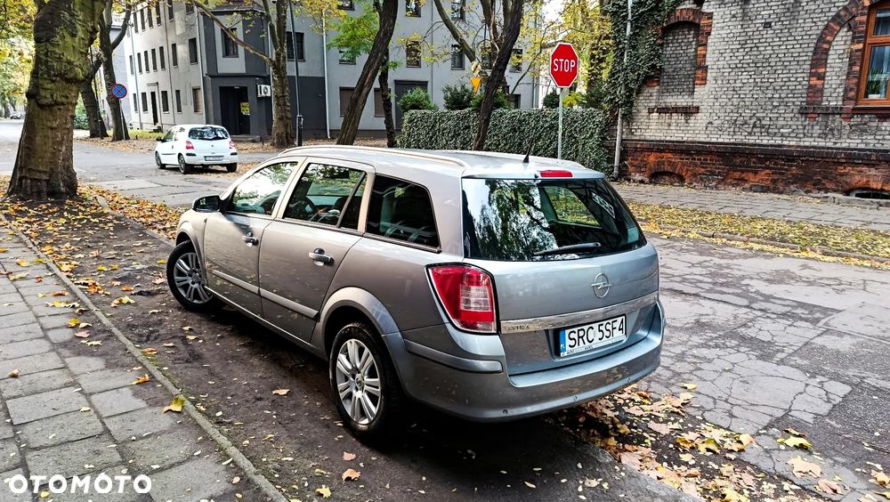 2008 Opel Astra, photograph 6