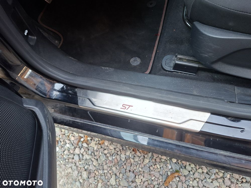 Ford Fiesta 1.0 EcoBoost S&S ST-LINE - 15