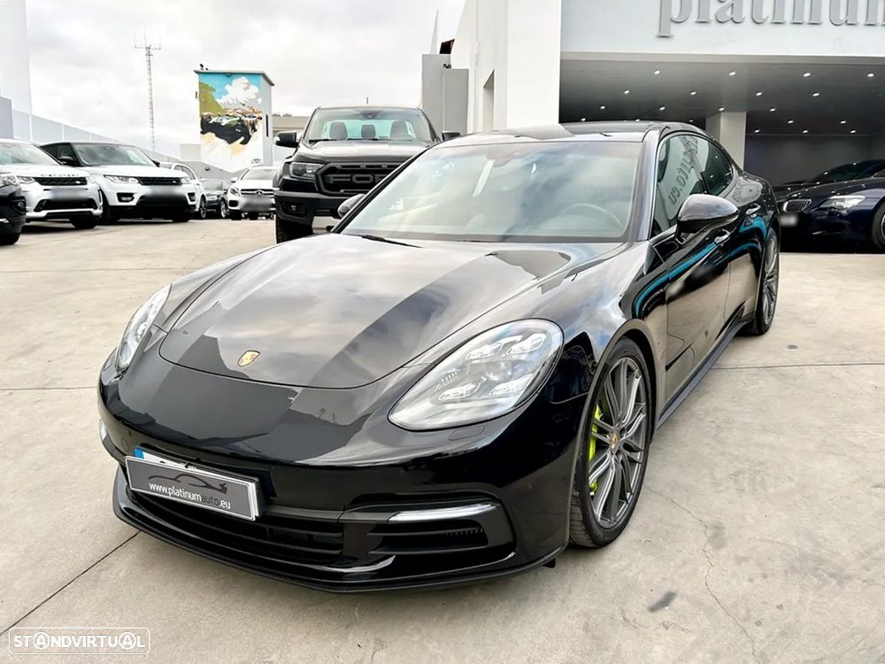Porsche Panamera 4 E-Hybrid - 54