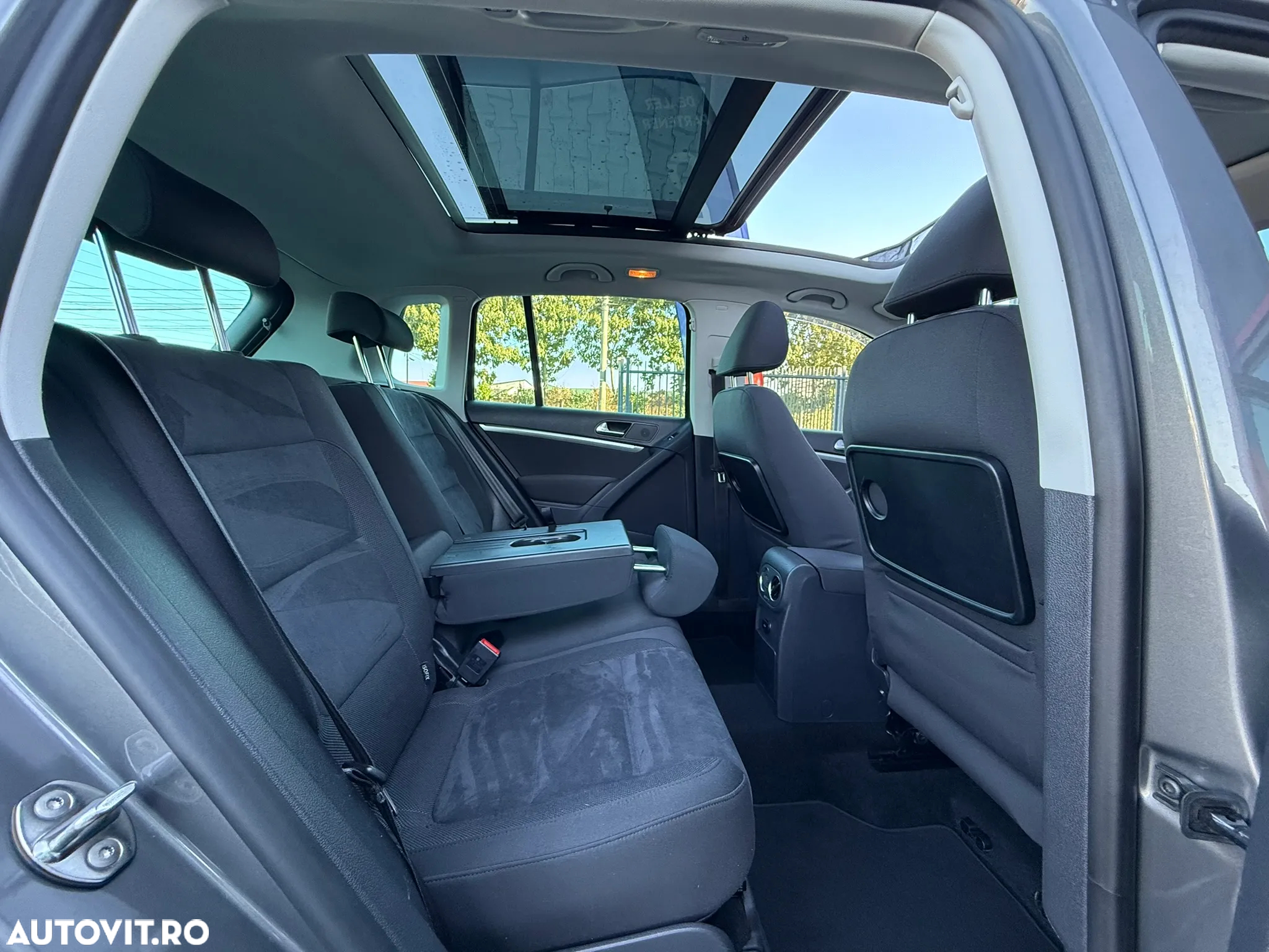 Volkswagen Tiguan 1.4 TSI BlueMotion Technology Exclusive - 8