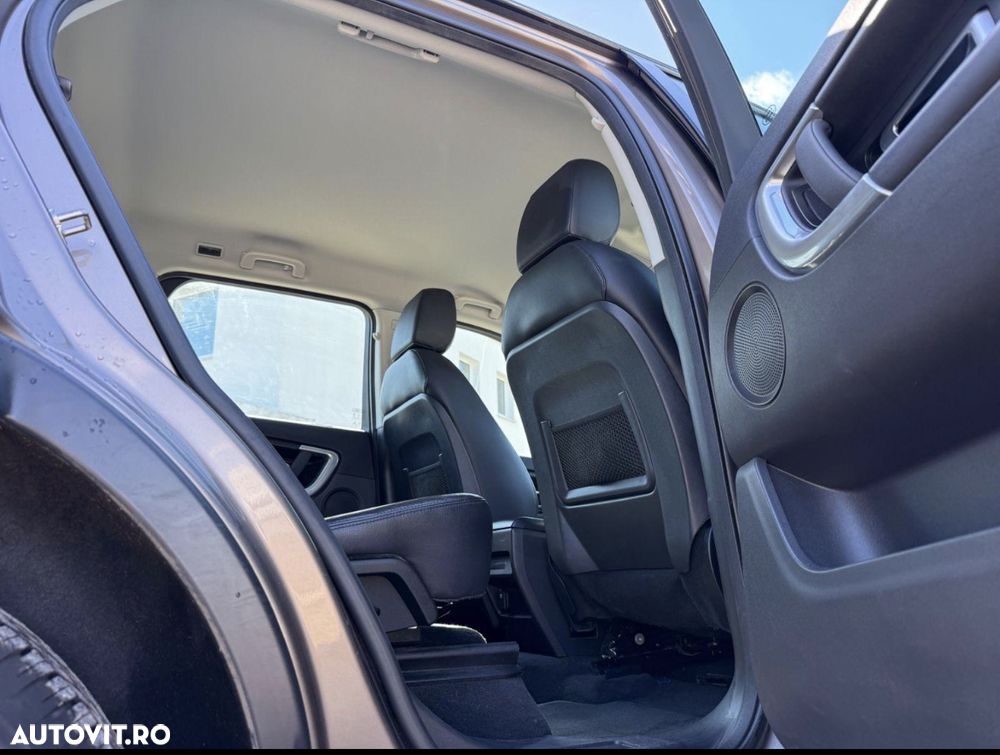 Land Rover Discovery Sport - 34