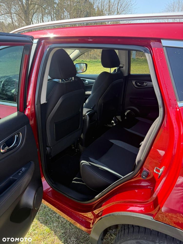 Nissan Qashqai 1.2 DIG-T Xtronic TEKNA+ - 16