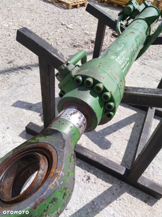 Siłownik Volvo EC340 EC 340 360 380 390 460 [D-212 S-110/100 T-105] - 3