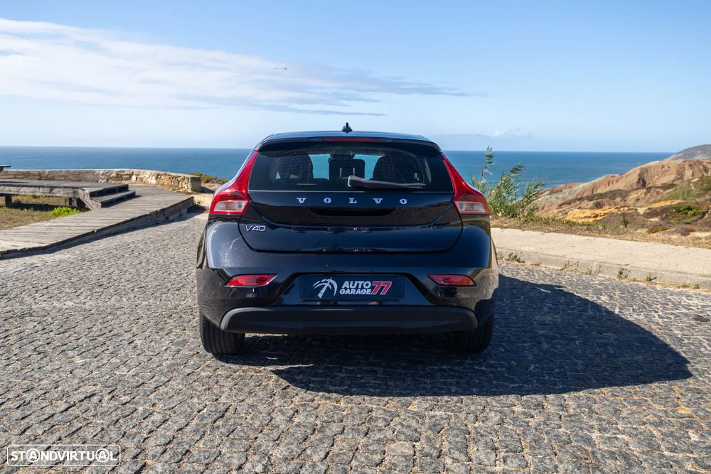 Volvo V40 D2 - 4