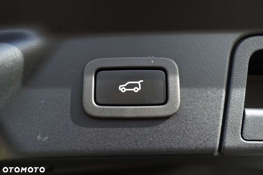 Land Rover Range Rover Velar 2.0 Si4 GPF R-Dynamic S - 9