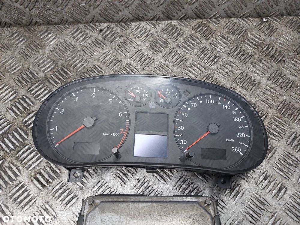 ZESTAW STARTOWY AUDI A3 8L 1.6 8V 06A906033A 8L0920900AX 4B0905851B - 3