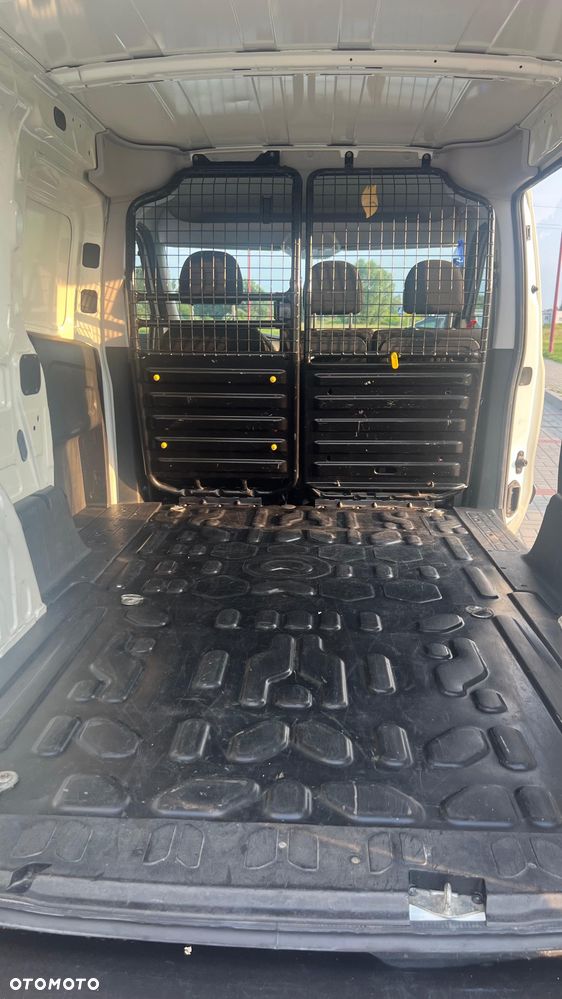 Fiat Doblo 1.4 16V Easy - 8