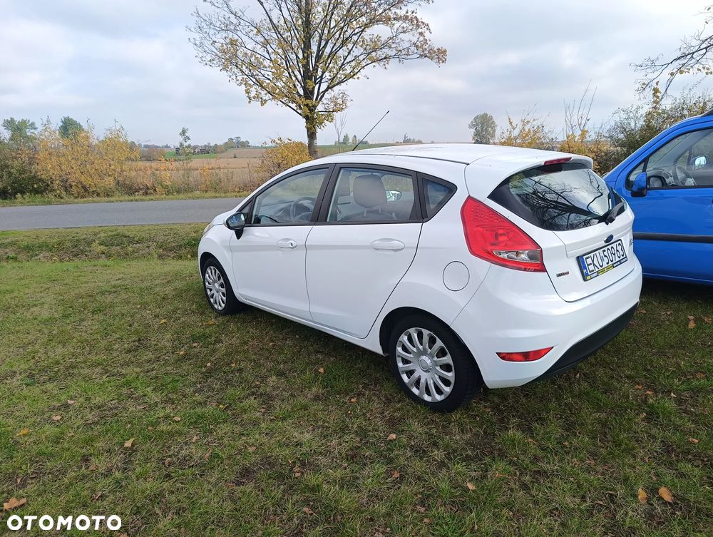 Ford Fiesta - 4