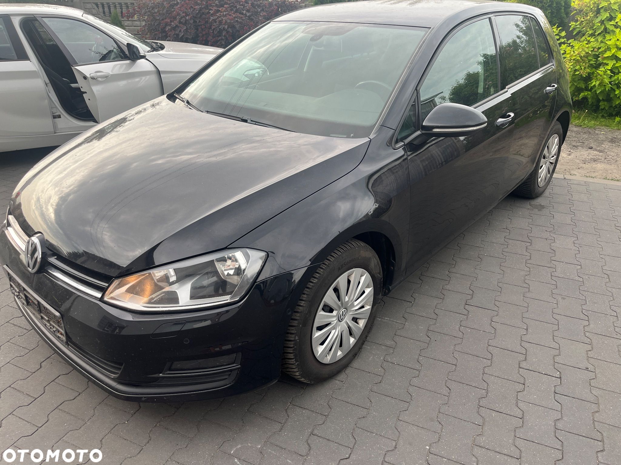Volkswagen Golf 1.6 TDI BlueMotion Technology DSG Comfortline - 1