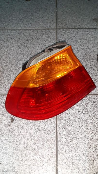 BMW E46 CABRIO FAROLIM TRAS ESQ FT112 - 1