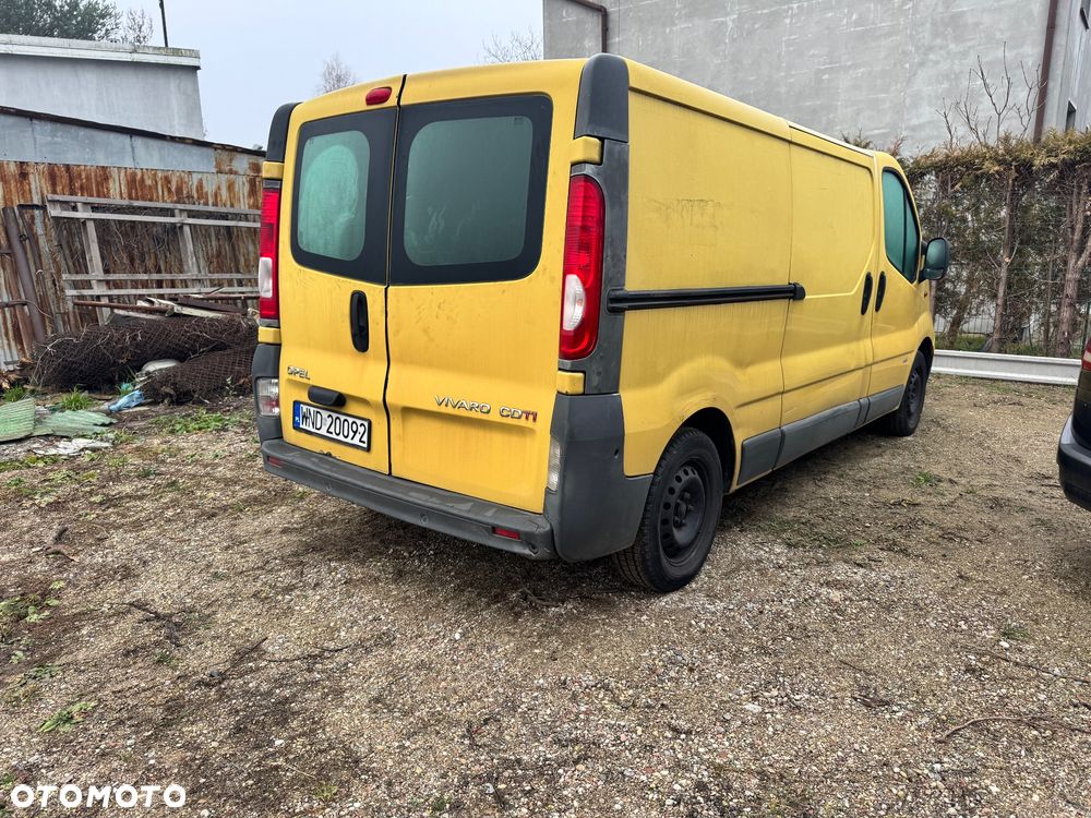 Opel Vivaro - 2