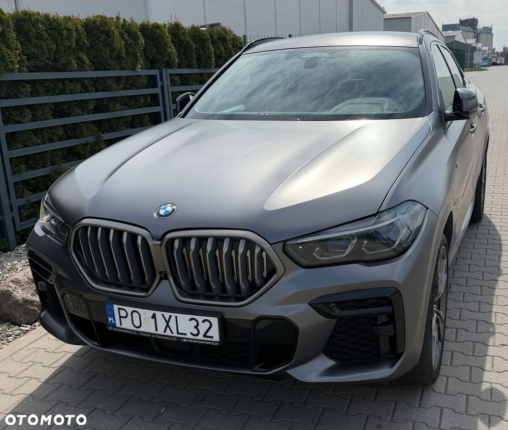 BMW X6 M50i - 6