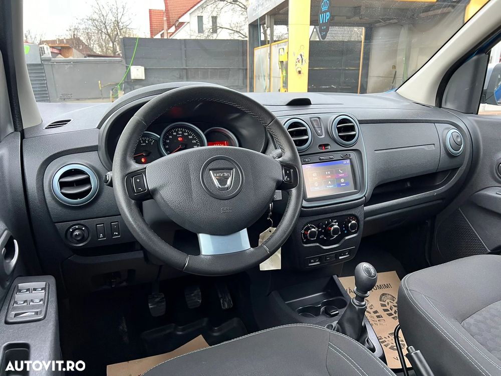 Dacia Lodgy 1.5 dCi Stepway - 15