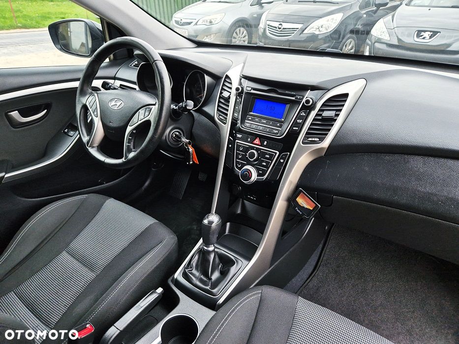 Hyundai i30 1.4 Advantage - 38