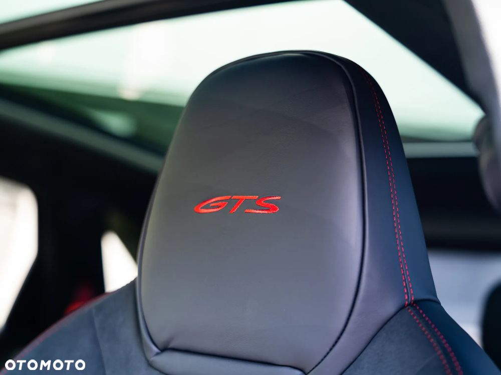 Porsche Cayenne GTS - 17