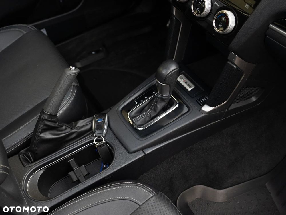 Subaru Forester 2.0 D Sport Lineartronic - 11