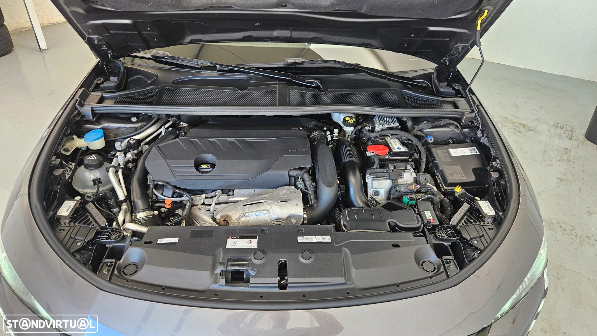 Peugeot 308 SW 1.6 Hybrid Allure e-EAT8 - 32