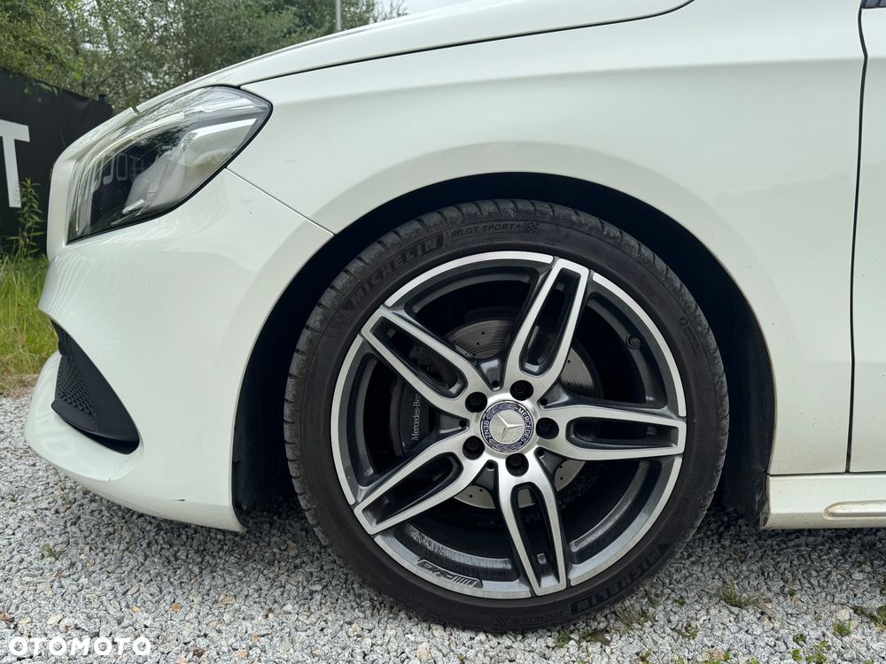 Mercedes-Benz Klasa A 180 7G-DCT AMG Line - 10