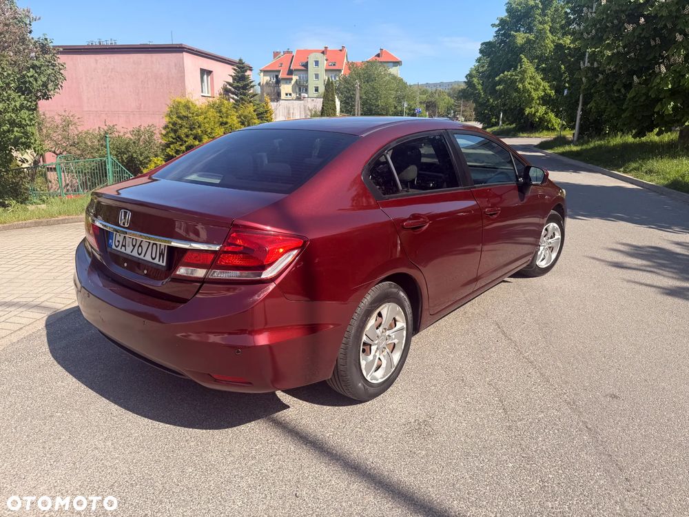 Honda Civic 1.8 i-VTEC Comfort - 8