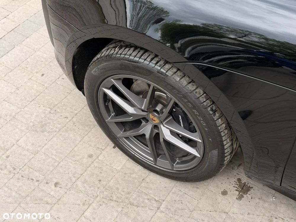 Porsche Macan T - 11