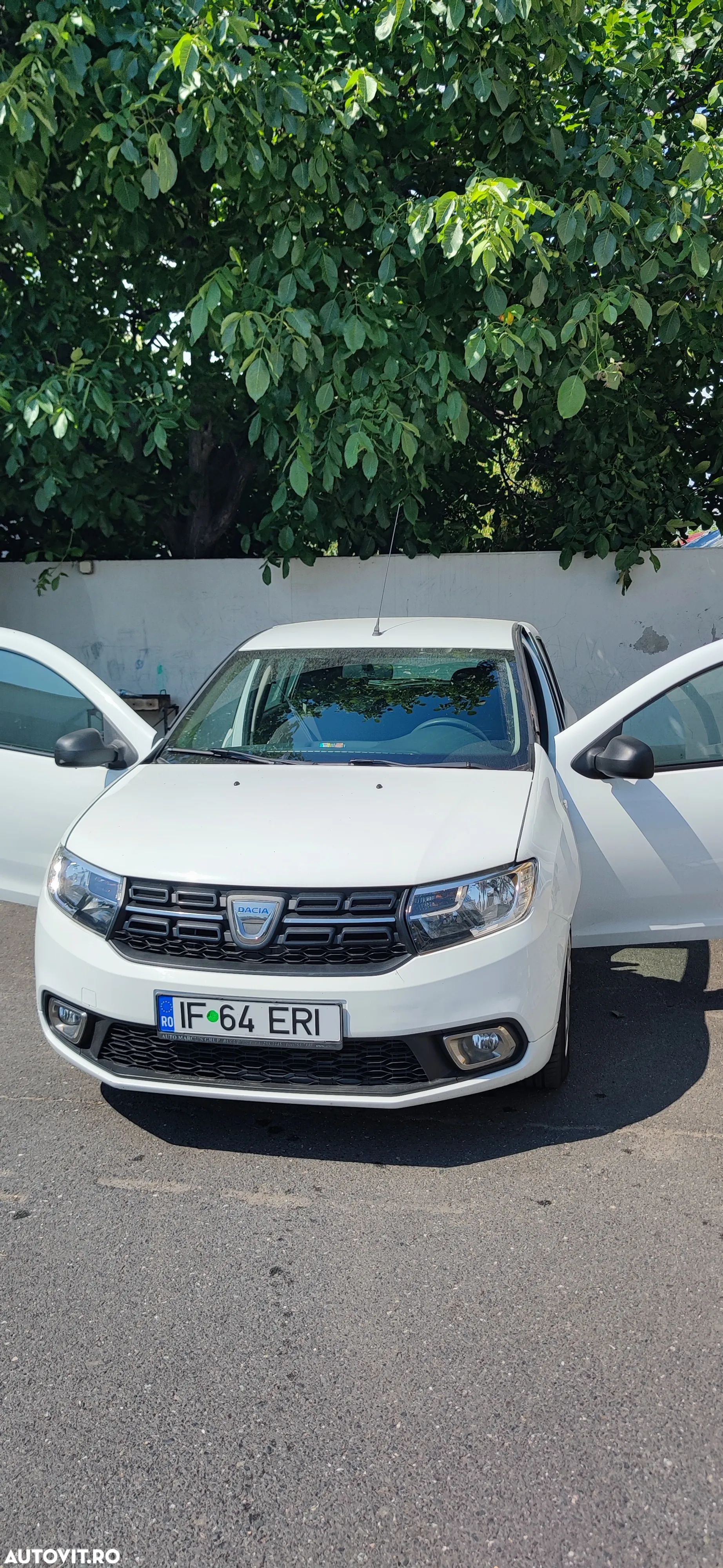 Dacia Sandero 1.0 SCe Ambiance - 1