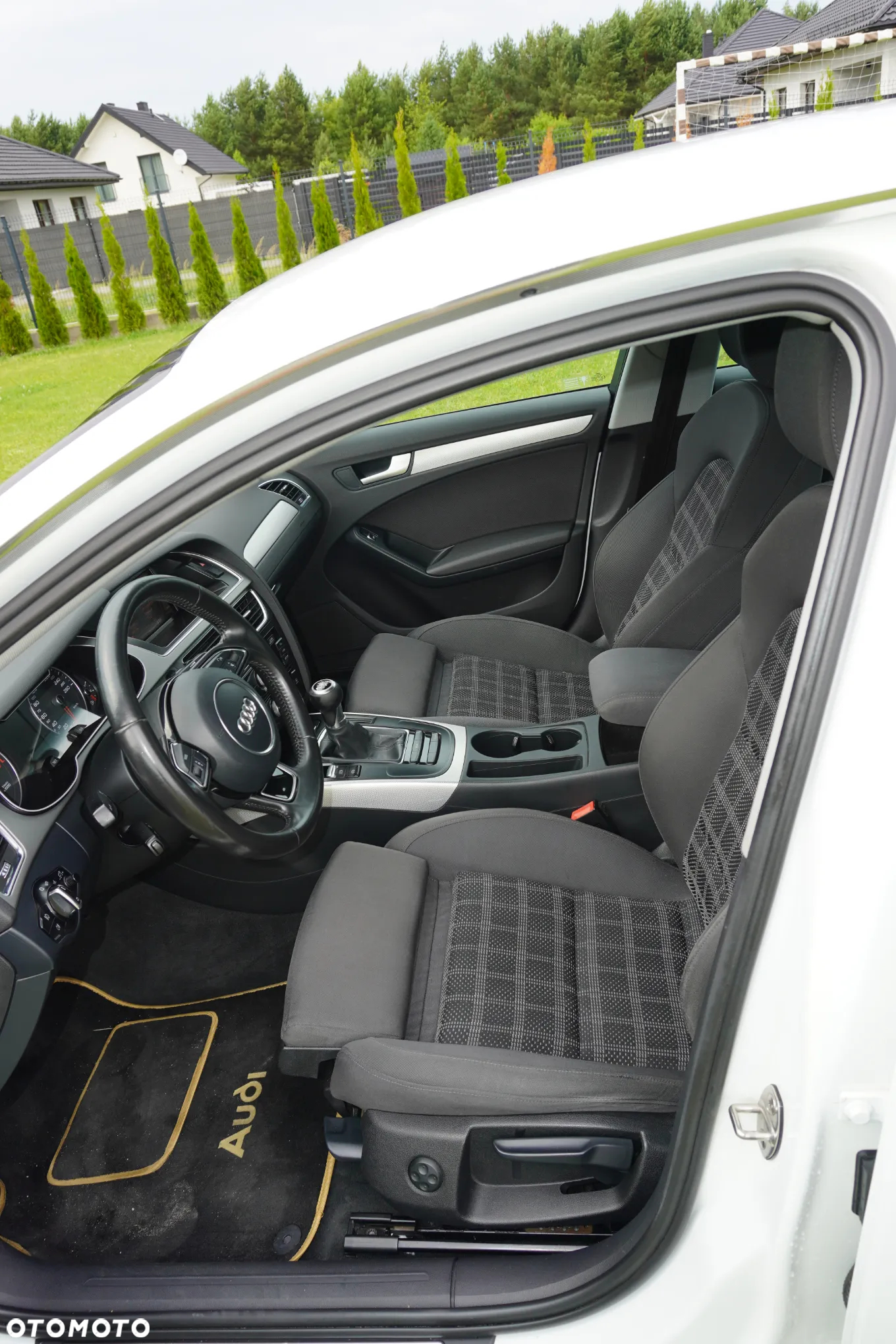 Audi A4 2.0 TDI ultra DPF Attraction - 22