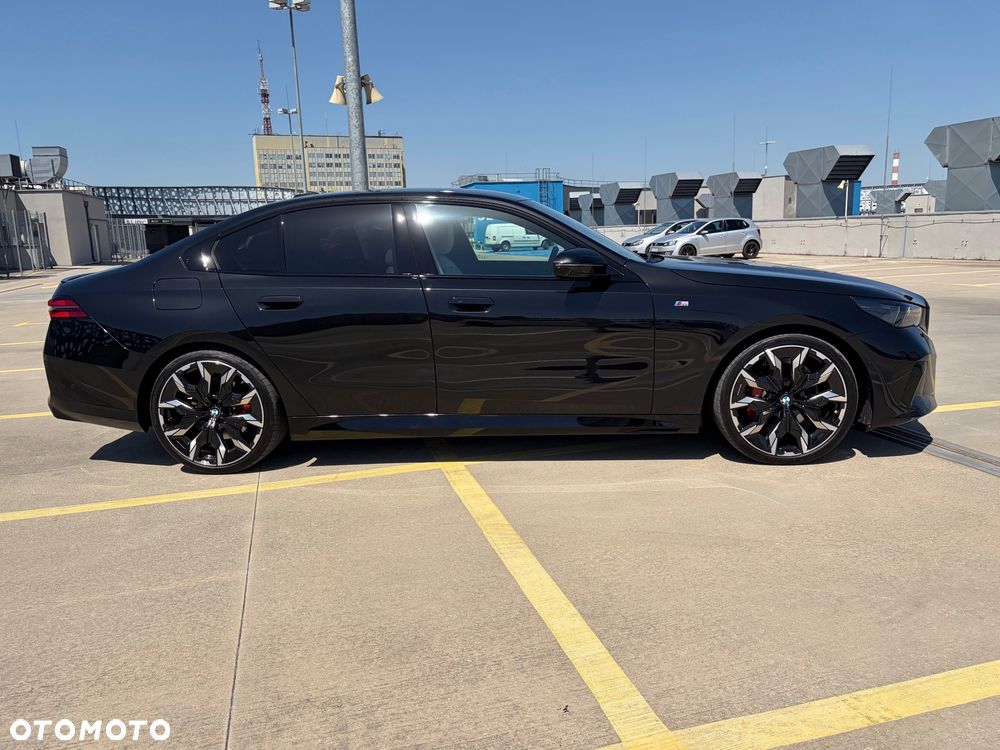 BMW Seria 5 520i mHEV M Sport - 13