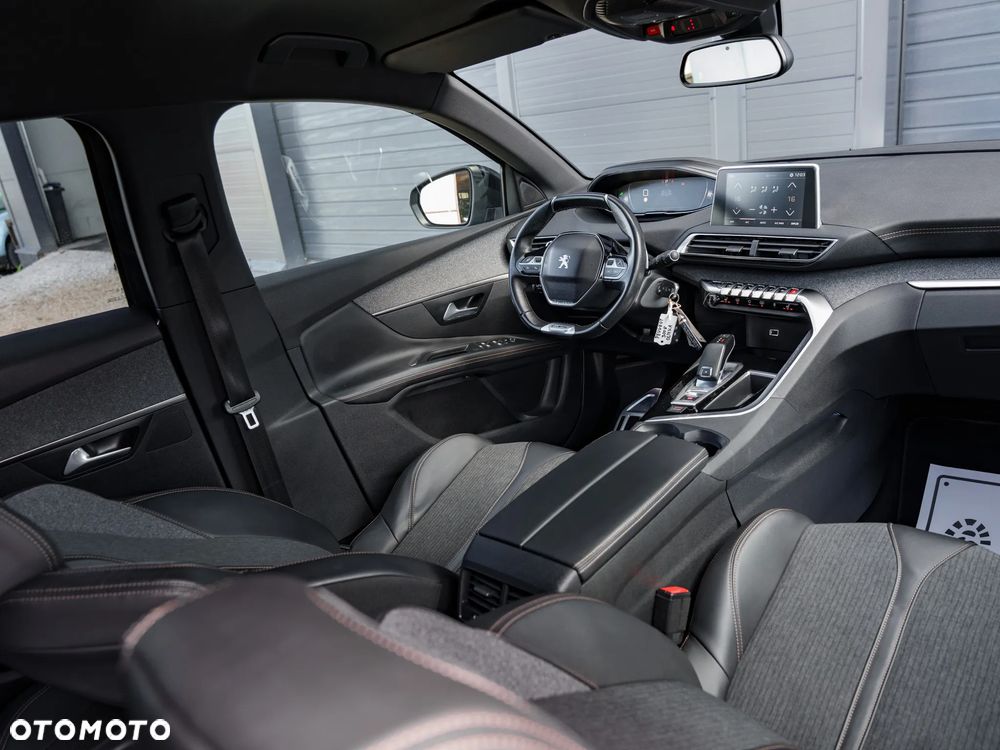 Peugeot 3008 - 16