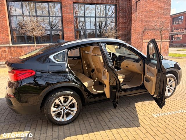 BMW X4 xDrive20i - 9