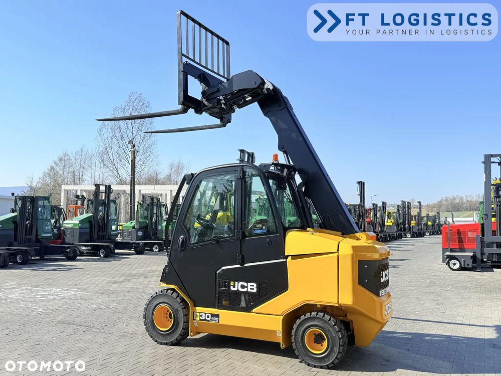 JCB WÓZEK TELESKOPOWY JCB TLT30D / KABINA / 2022 ROK / TYLKO 3446 MOTOGODZIN / PRZESUW BOCZNY / NOWE OPONY - 36