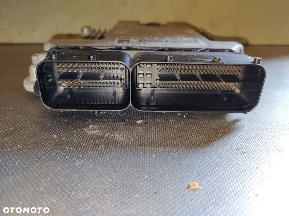 Komputer Sterownik Silnika 1.6 TDI CLHA Skoda Octavia Seat Leon Audi A3 VW Golf  ECU 04L907309B - 2