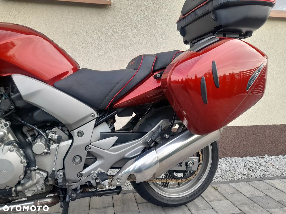Honda CBF - 32