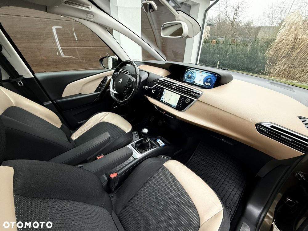 Citroën C4 Picasso THP 155 Exclusive - 27