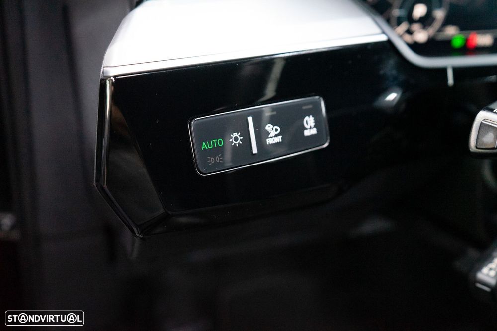 Audi e-tron 50 quattro S line - 30