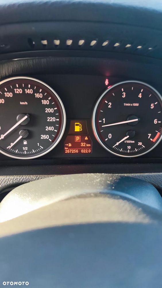 BMW X5 4.8 is Edition Exclusive - 24