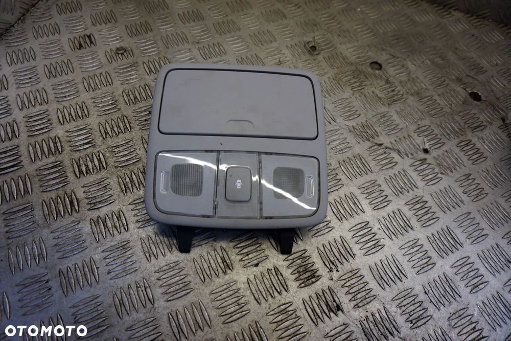 LAMPKA PODSUFITKI PRZEDNIA OŚWIETLENIE KABINY I30 I 92800-2L100-TX HYUNDAI 2007-2010 - 3
