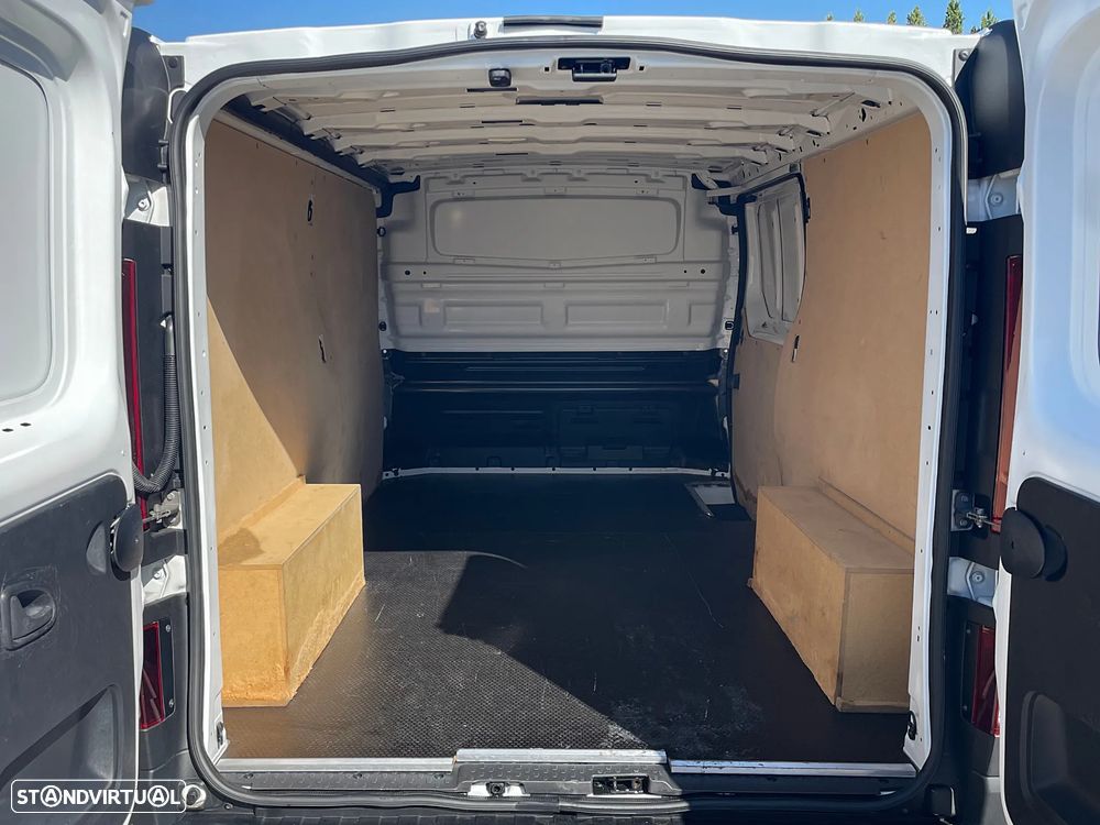 Renault Trafic 2.0 dCi Longa IVA Dedutível - 18