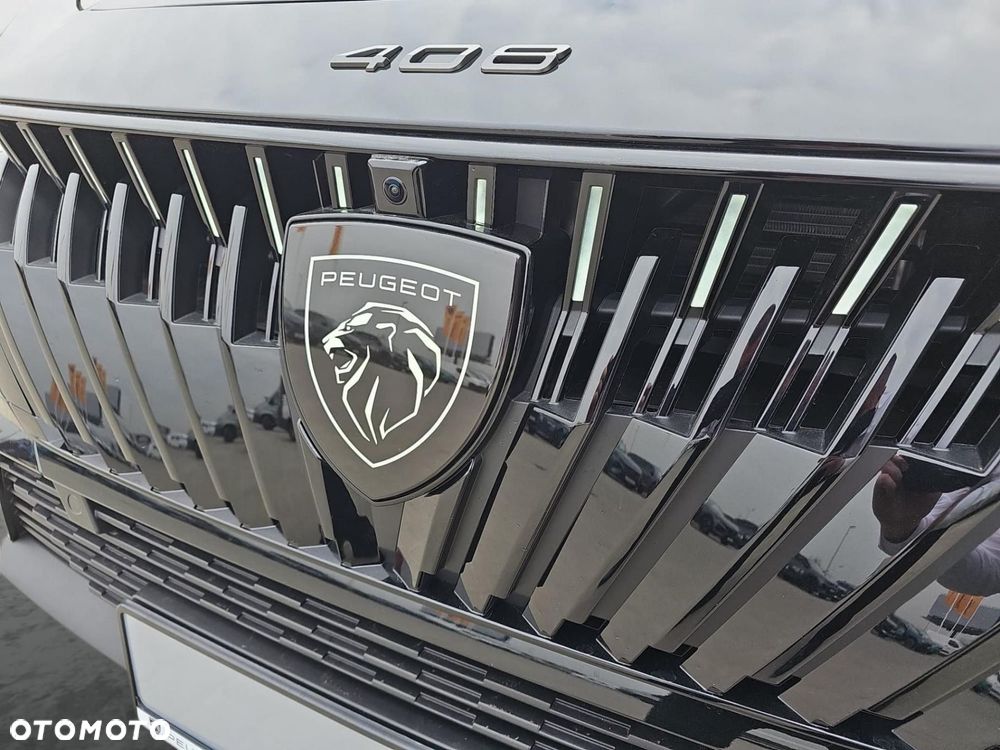 Peugeot 408 - 10