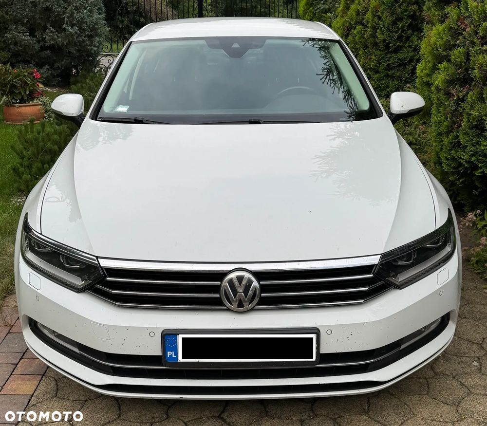 Volkswagen Passat 1.8 TSI BMT Comfortline - 1